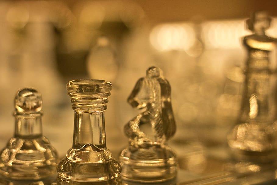 Qué es una jugada forzada en ajedrez?